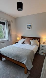 4 Bedroom Haven 10 mins walk to beach - 0