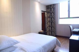 Vienna Hotel Shenzhen Pinghu Center Metro Station - 4