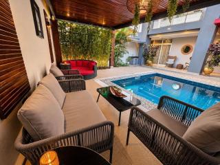 Irebero Villa Kigali with Pool, Hot Tub, Spa and Gym - 0