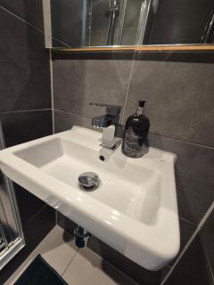 Cornwall Heights 5Bed Suites in Plymouth City Centre - 5