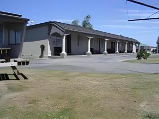 Avenue Motel - 3