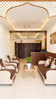 Hotel Queen's Palace Thekkady - 5