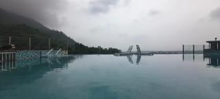 The Georgian Manor Resort - 9