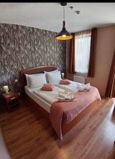 Six Inn Hotel Budapest - 0
