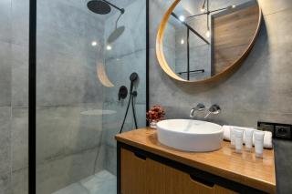 Chmielna Stylish Apartment with Garden and Parking in the center of Gdańsk by Noclegi Renters - 3