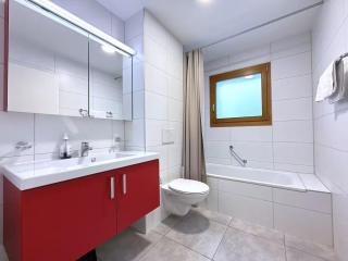 Athos 1 - 3 5 room apartment 6P - 7