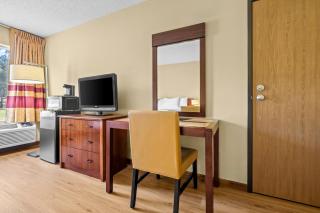 America's Best Value Inn Beardstown - 7