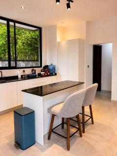 Ikaze Villa Kigali with Private Garden and Home Cinema - 1