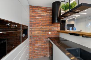 Luxury Two-level Apartment in Gdańsk Center with Pool, Gym and Sauna by Renters Prestige - 3