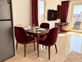 Modern 1BR Studio l Delta Towers ,Nasr City Absher - 6