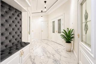 Modern Stroy 55 by Royal Rentals - 6