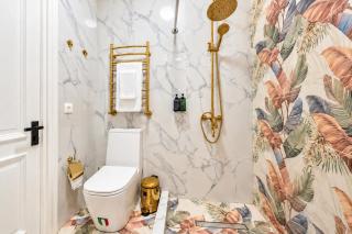 Modern Stroy 55 by Royal Rentals - 5
