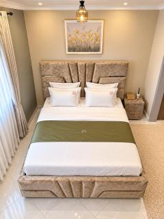 AA Suites - 1