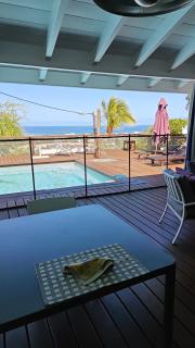 villa de charme bois, bioclimatique, classée, grande piscine et vue mer, 10 mn pied plages st gilles les bains - Saint-Paul - 1