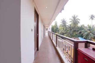 FabHotel Prime Silver Shell - 4