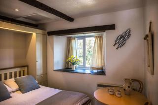 The Tack Room at Cheristow - 9