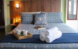 Victoria House - Deluxe Studios in Coventry City Centre, free parking, by COVSTAYS - 0
