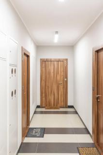 Bedroom with private bathroom & free parking - 3
