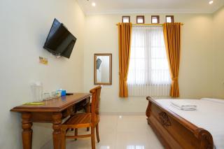 Urbanview Hotel Puri Gusti Ayu Gejayan - 9
