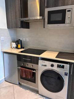 Cozy Studio Apartment at Embassy Gardens - 2