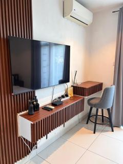 Cozy Studio Apartment at Embassy Gardens - 6