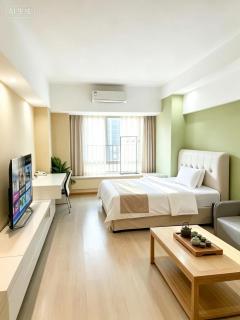 Guangzhou Zhujiang New Town No. 5 Apartment - 2