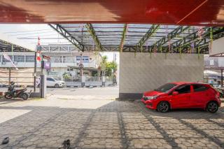 RedDoorz at Hotel AVA Malioboro - 9