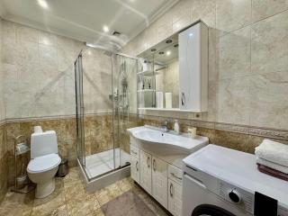 Elegant Studio with Panoramic Windows - 3