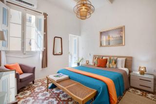 Philip Boutique Townhouse by the Sea - 8