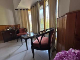 Boutique Hotel - The IVY Valley View - 6