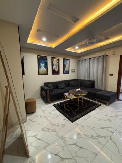 Cozy 1BHK Apartment B-17 Islamabad - 6