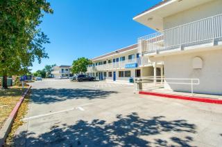 Motel 6-Redding, CA - North - Redding - 4