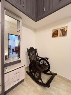 RoyalSuit HSRSarjapur Rd one and half BHK Flat ACWifi - 6