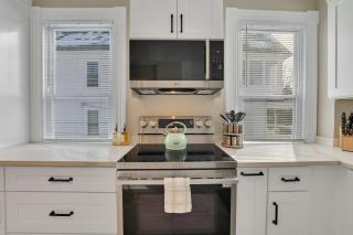 Charming New England Home in West Hartford Center - 2