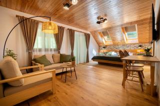 Mohabistra Mountain Happiness - 4