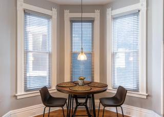 Main Street 2BR, Walk to Bars, Stadiums, Downtown - 2