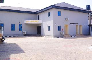 Mainstay Luxury Apartments - 4