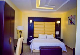 Mainstay Luxury Apartments - 3
