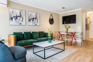 Las Condes Modern Apartment 2BR2BA Pool & Views - 3