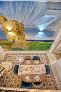 Philip Boutique Townhouse by the Sea - 6