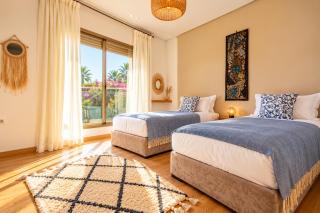 Luxury 5 Suite Villa Private Pool, Ping Pong & Marrakech Sun - 8
