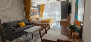 Vivid Sea and City Luxury Studio 2 plus 2 - 0