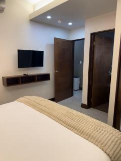Walk the Heart of San Pedro VIVA 201 Modern 2BR - 7
