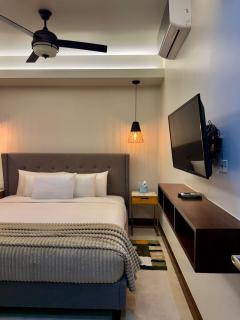 Walk the Heart of San Pedro VIVA 201 Modern 2BR - 3