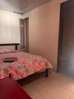 Hotel Bola Roja - 3