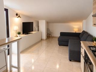 Caly Home - 8