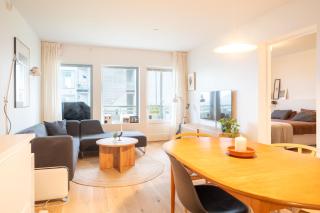 Central Seaside Apartment - 0