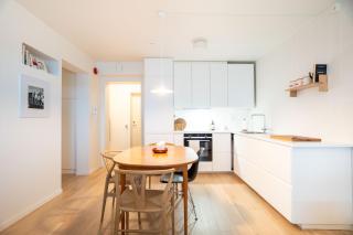 Central Seaside Apartment - 8