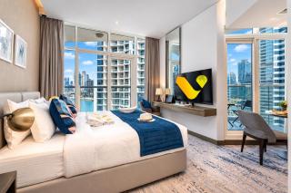 Vogue Vacation Homes, Business Bay Damac Maison Prive near Burj Khalifa and Dubai Mall, Studio Apartment with Balcony, Canal and City View, Access to all Amenities - 9