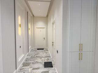 Quiet Oasis near Center Garden & Free Parking 5 - 9
